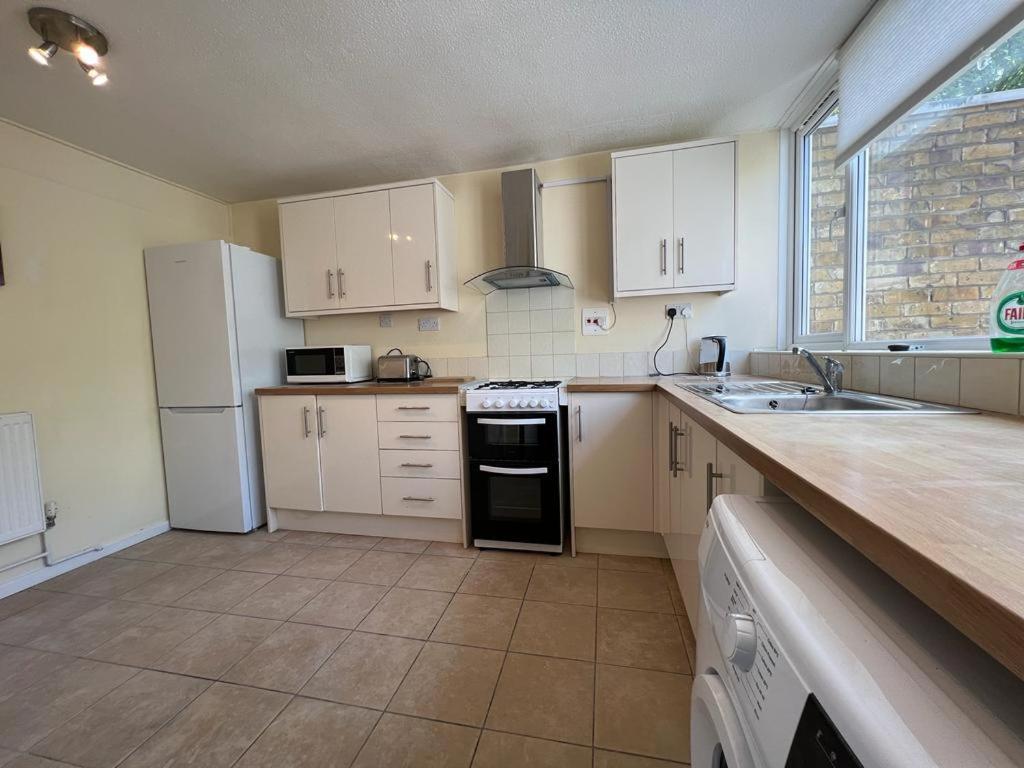 Lovely 4Bed Property, London 8Min To Oxford Street Bagian luar foto